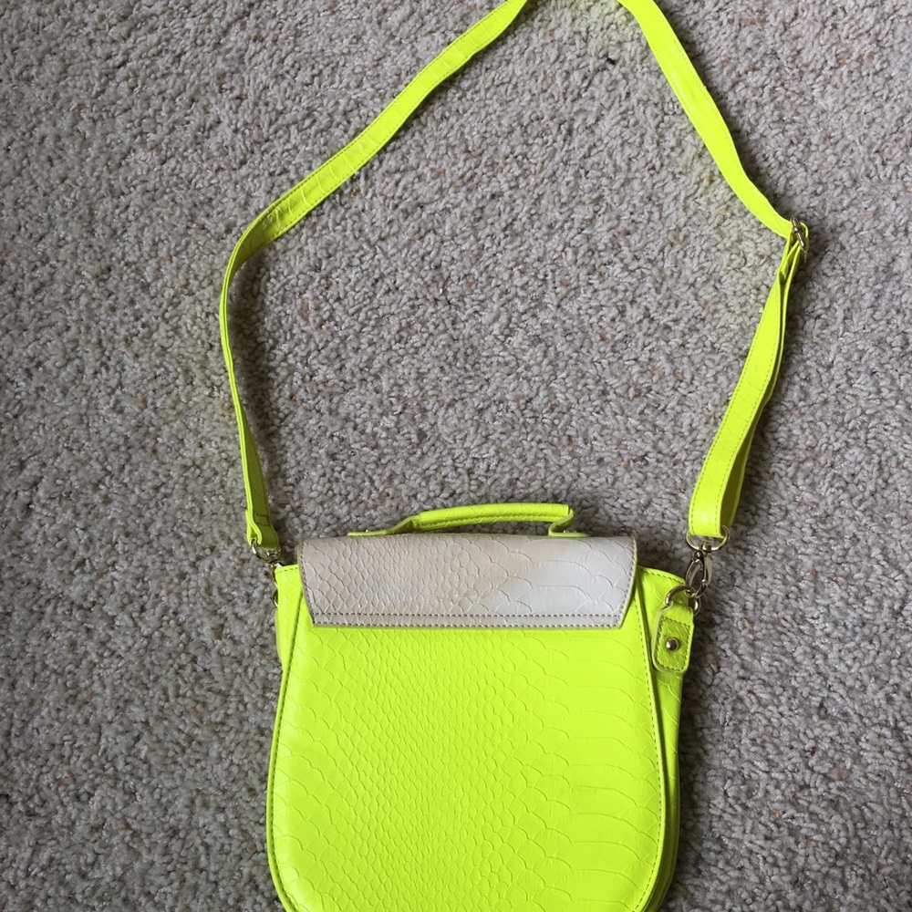Steve Madden Neon Yellow Crossbody Bag Gem